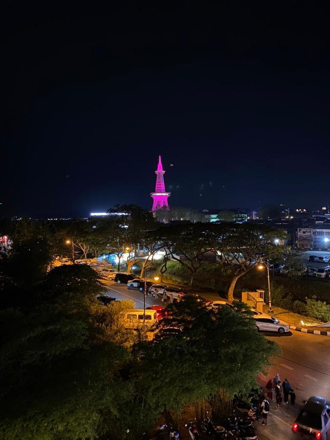 Langkawi Baron Hotel Kuah Exteriör bild
