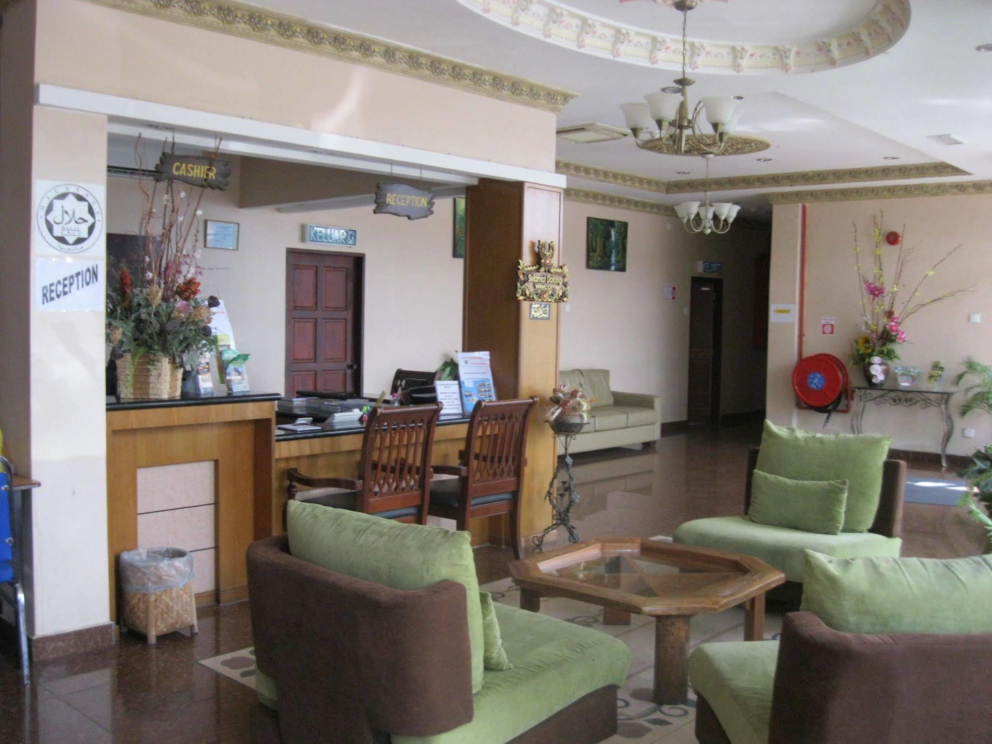 Langkawi Baron Hotel Kuah Exteriör bild